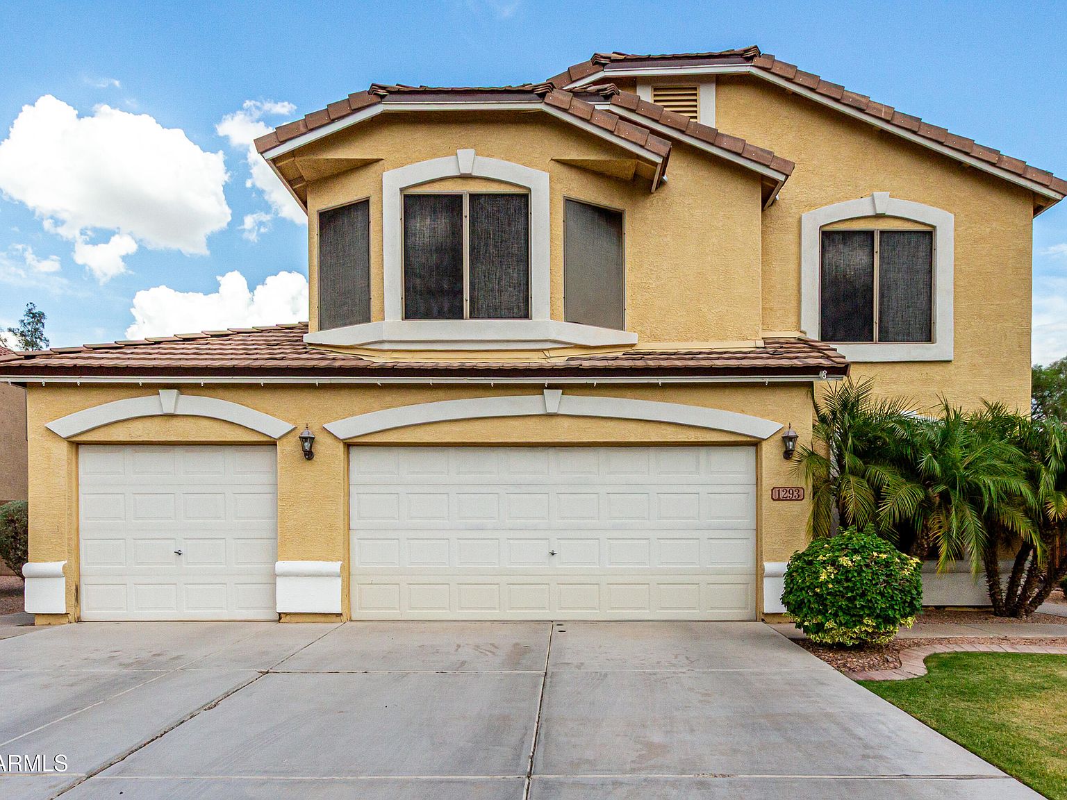 1293 S Western Skies Dr