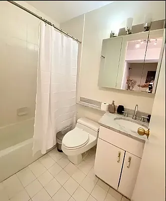 Rented by Direct Properties New York | media 8