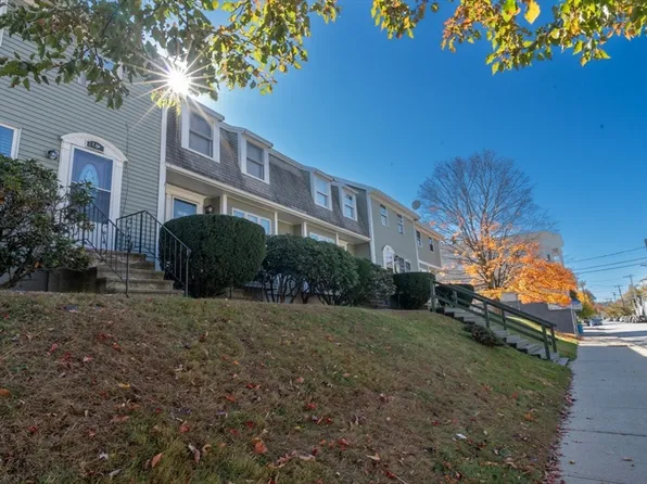 240 Water St APT B, Lawrence, MA 01841