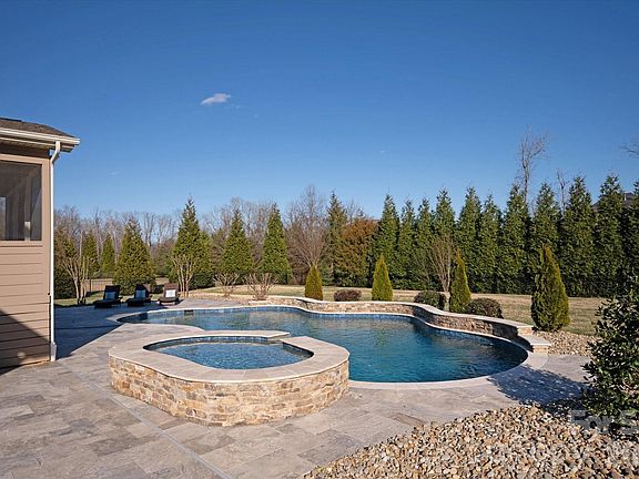 2nd image of 6016 Tea Olive Rd