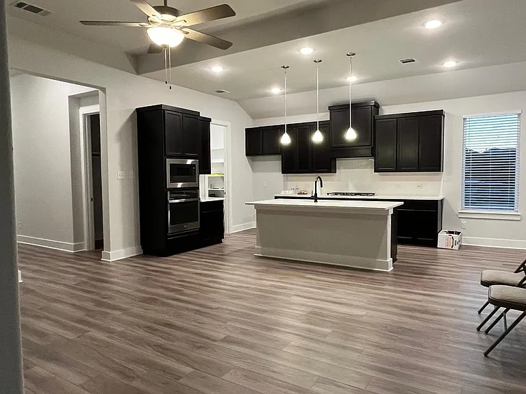 1821 Briar Rose Dr — Photo 5
