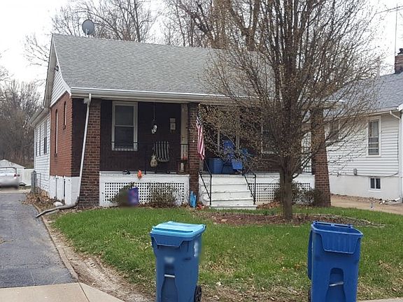 3rd image of 8816 North Ave