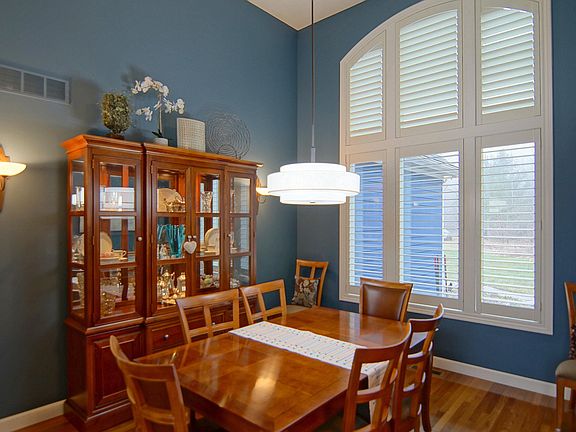 5th image of 4033 Schmuhl Rd