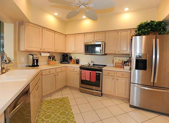 3rd image of 4198 Bay Beach Ln APT 131