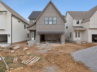 905B Potter Ln, Nashville, TN 37206