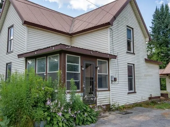 27627 High St, Natural Bridge, NY 13665