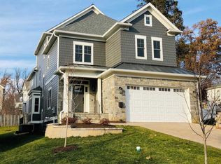 6910 Sycamore St, Falls Church, VA 22046