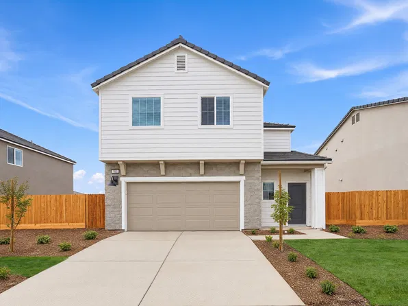 983 Braxstyn Way W, Madera, CA 93636