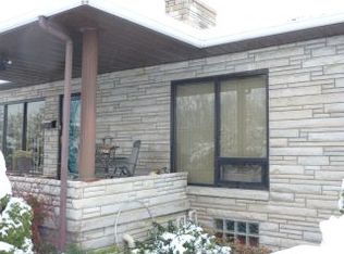 815 Market St, Yorkville, OH 43971