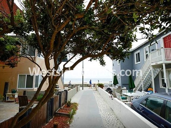 4th image of 715 Sunset Ct