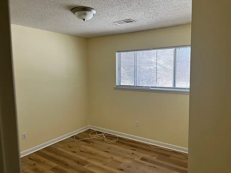 545 Atcher St — Photo 8