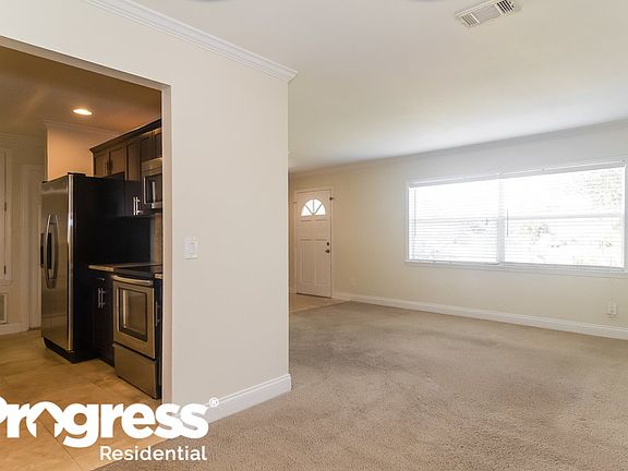 3rd image of 1024 Worthing Ct