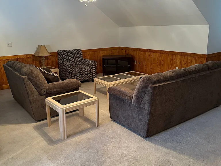 Horseshoe Rd — Photo 15