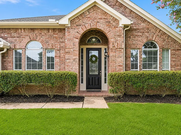 11308 Windy Dawn Dr — Photo 2