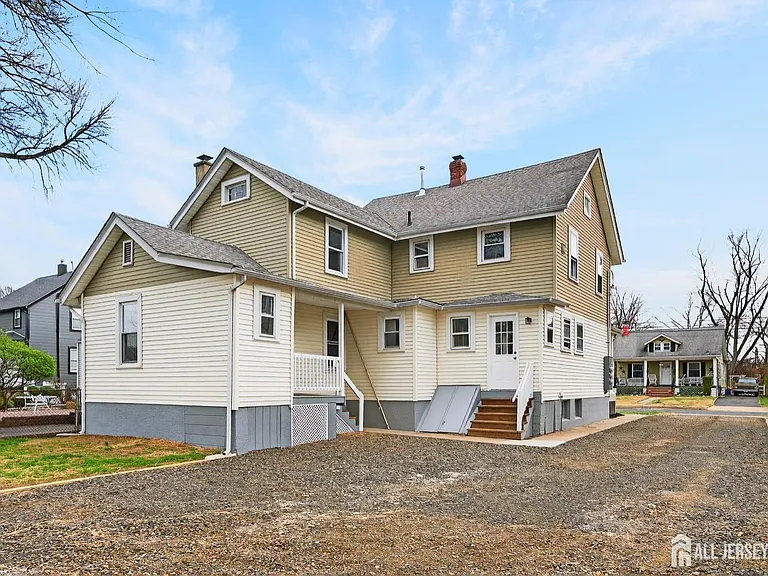 119 Vogel Pl — Photo 29