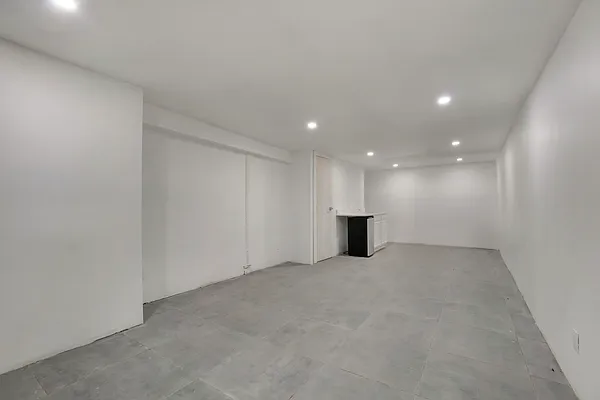 Rented by Compass | media 4