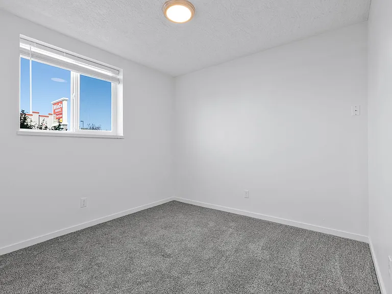 360 N Woodruff Ave #1-4 — Photo 18