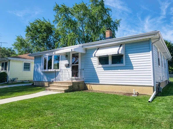 7826 30th Ave, Kenosha, WI 53142