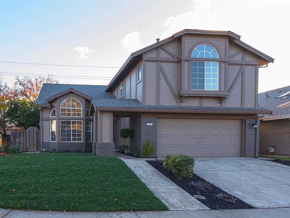 1st image of 1301 Champagne Cir