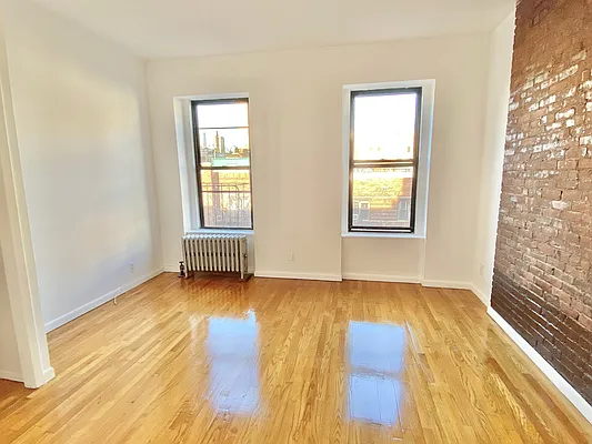 Rented by Highline Residential | media 14