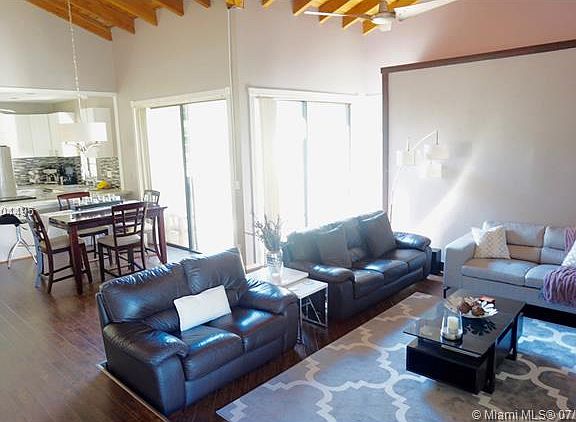 5th image of 8125 Silver Palm Ct #11