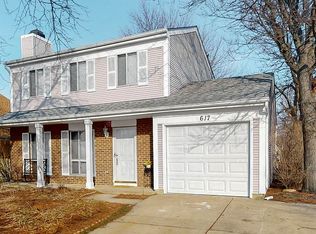 617 Tahoe Ct, Carol Stream, IL 60188