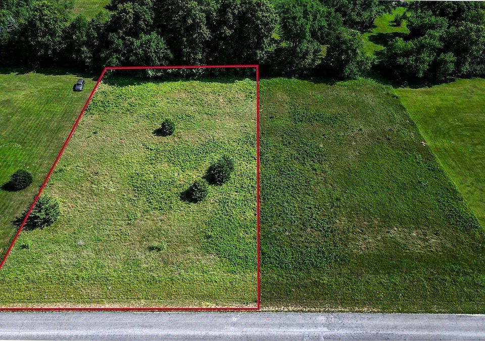 1st image of 0-16 E Peppermint Ln