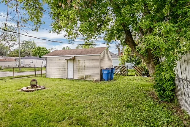 13164 Sidonie Ave — Photo 16