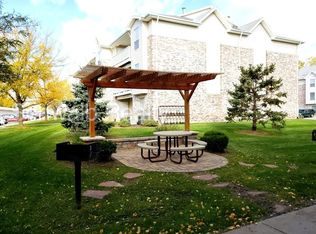 12110 Stonegate Dr APT 203, Omaha, NE 68164
