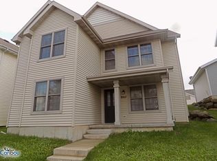 8017 Starr Grass Dr, Madison, WI 53719