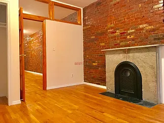 Rented by Best Apartments North Inc