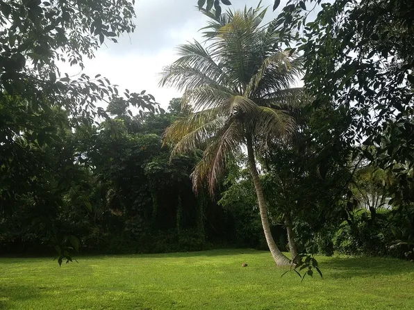 6000 Rolling Road Dr, Pinecrest, FL 33156