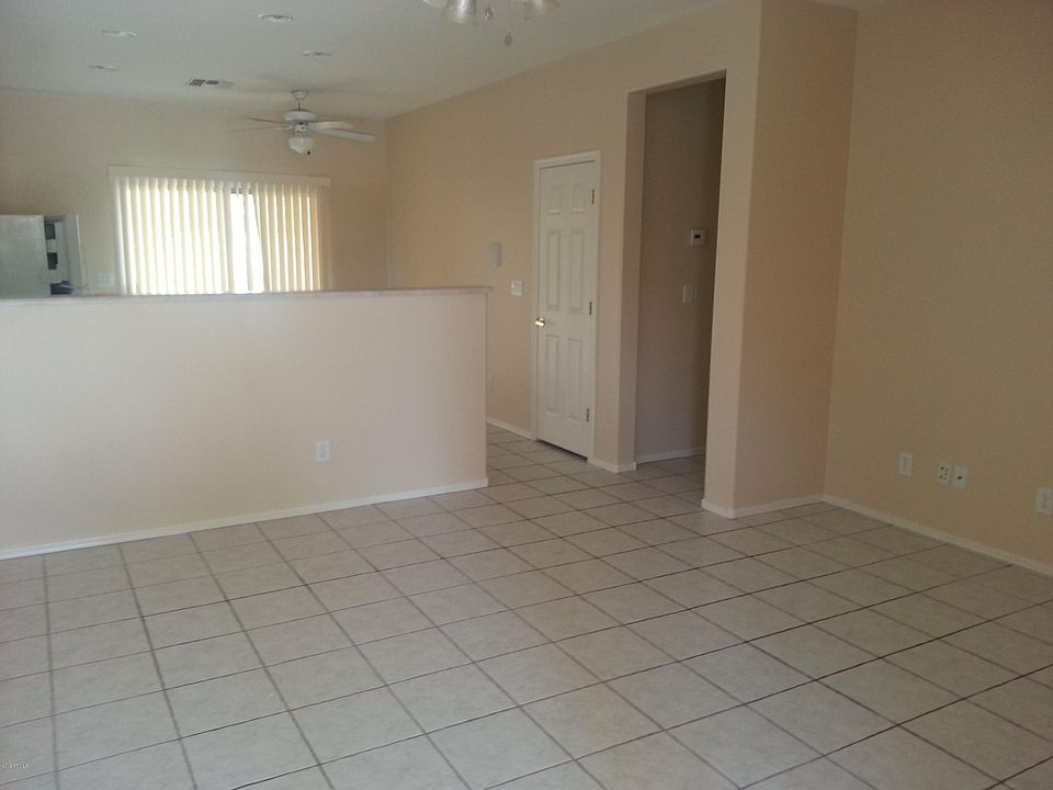 2nd image of 39509 N Harbour Town Way