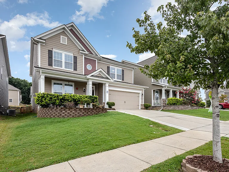 11231 Streamwood Ln NW — Photo 4