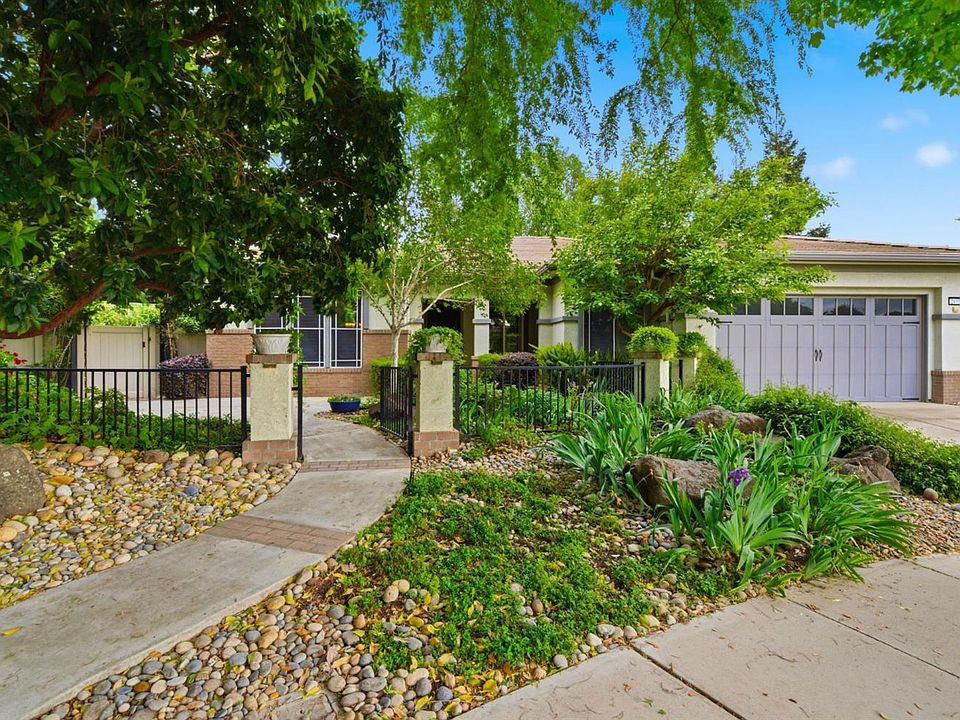 1st image of 2499 Appleleaf Ln