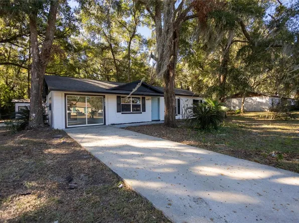 6820 SE 108th St, Belleview, FL 34420