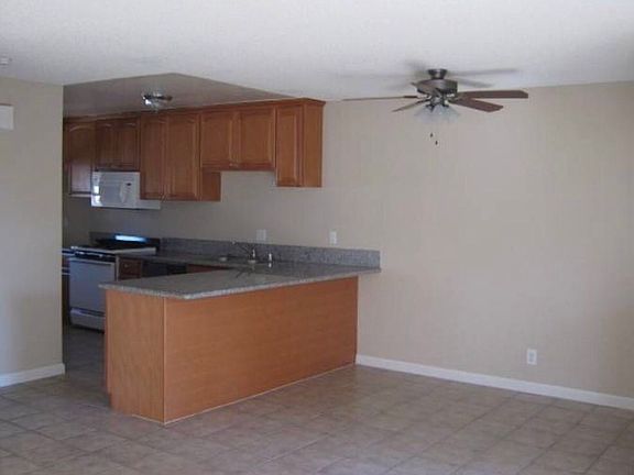 4th image of 324 Victoria St APT B203