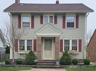 328 Cornwall Rd, Rocky River, OH 44116