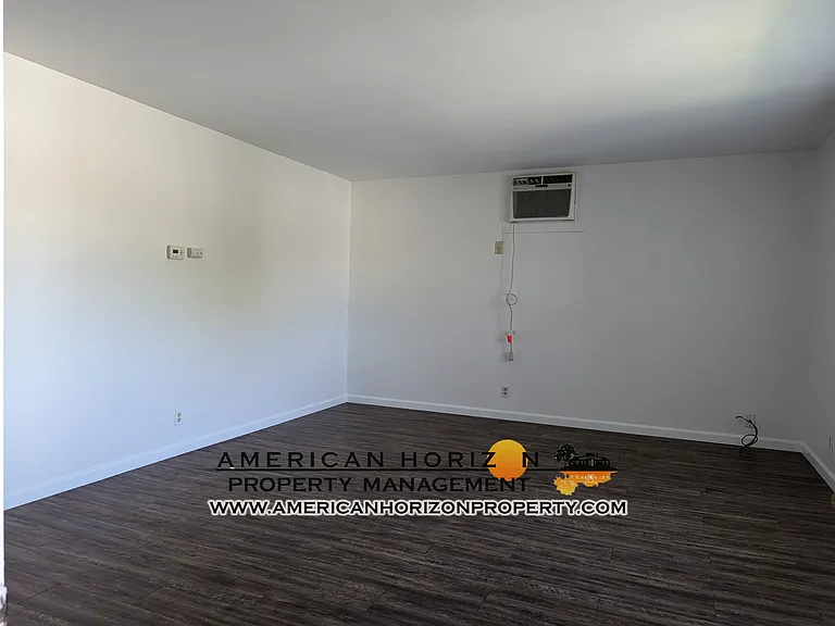 1309 Edmonton Ave #3 — Photo 3