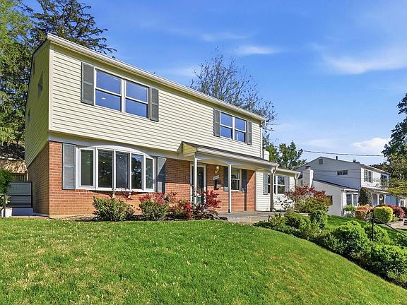 4th image of 10809 Drumm Ave