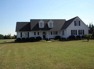 128 Carolina Orchard Rd, Cowpens, SC 29330