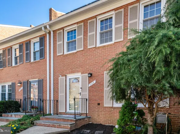 5259 Leestone Ct, Springfield, VA 22151