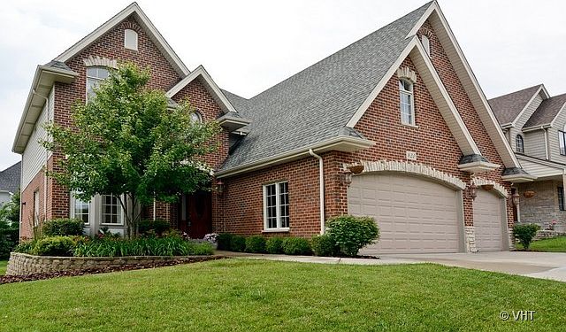 1st image of 820 Shannon Lake Ct