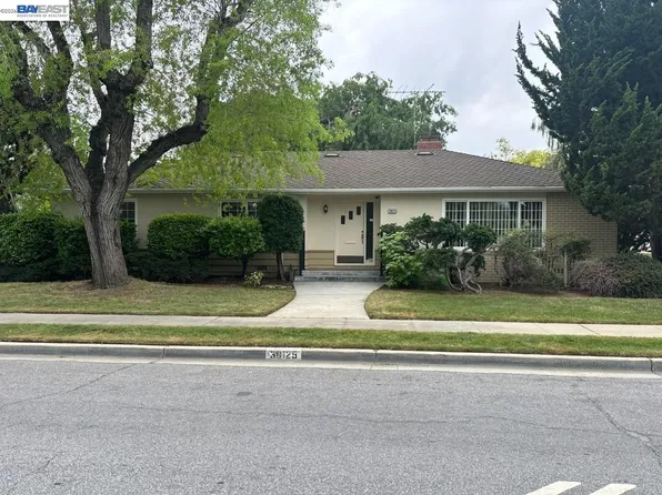 38125 Logan Dr, Fremont, CA 94536