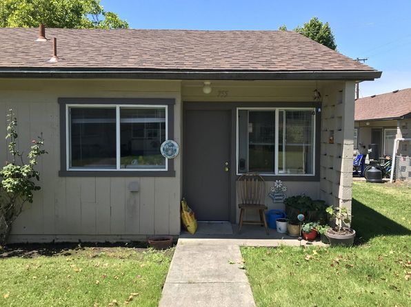 755 NE Alameda Ave