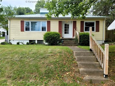 2215 Curtis Ave, Saint Albans, WV, 25177