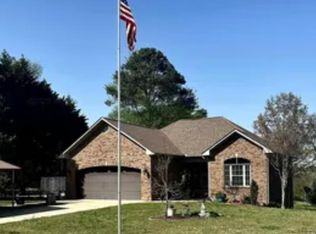 210 Raven Ln, Hamilton, AL 35570