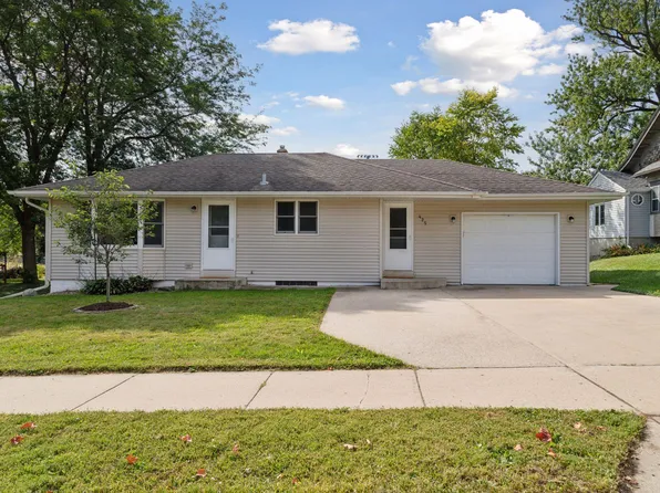 425 Elm St W, Nya, MN 55368