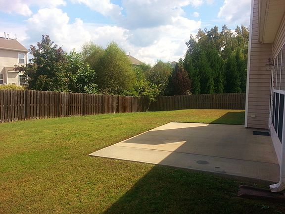 Larg Backyard