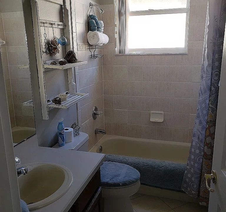 2nd image of 103 Southampton Dr